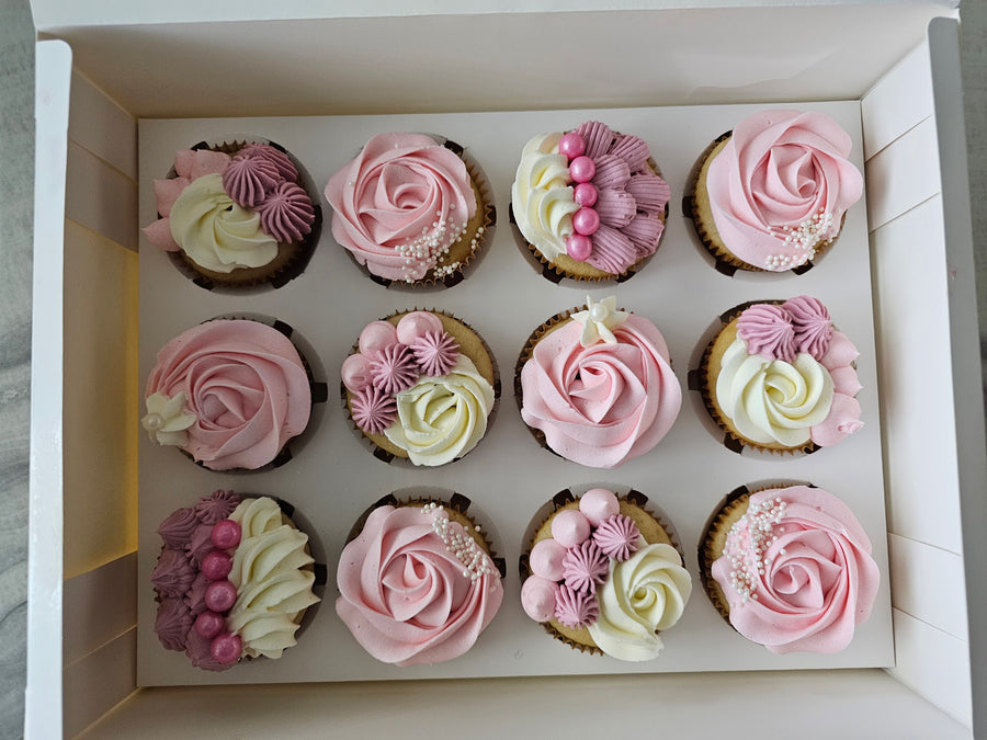 Pink rosette dozen